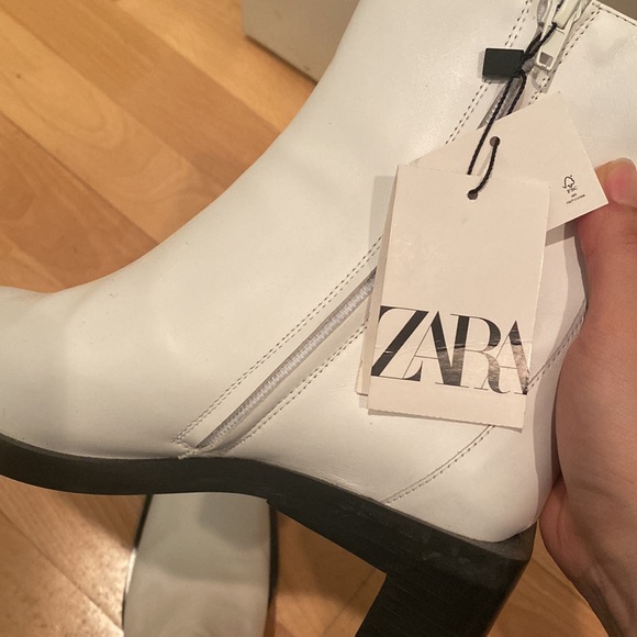 Zara Heeled Leather Square Toe Ankle Boots - Picture 3 of 6